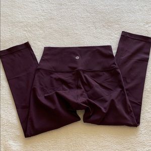 Lululemon Wunder Under Crop (Luxtrem or Luon) 21”